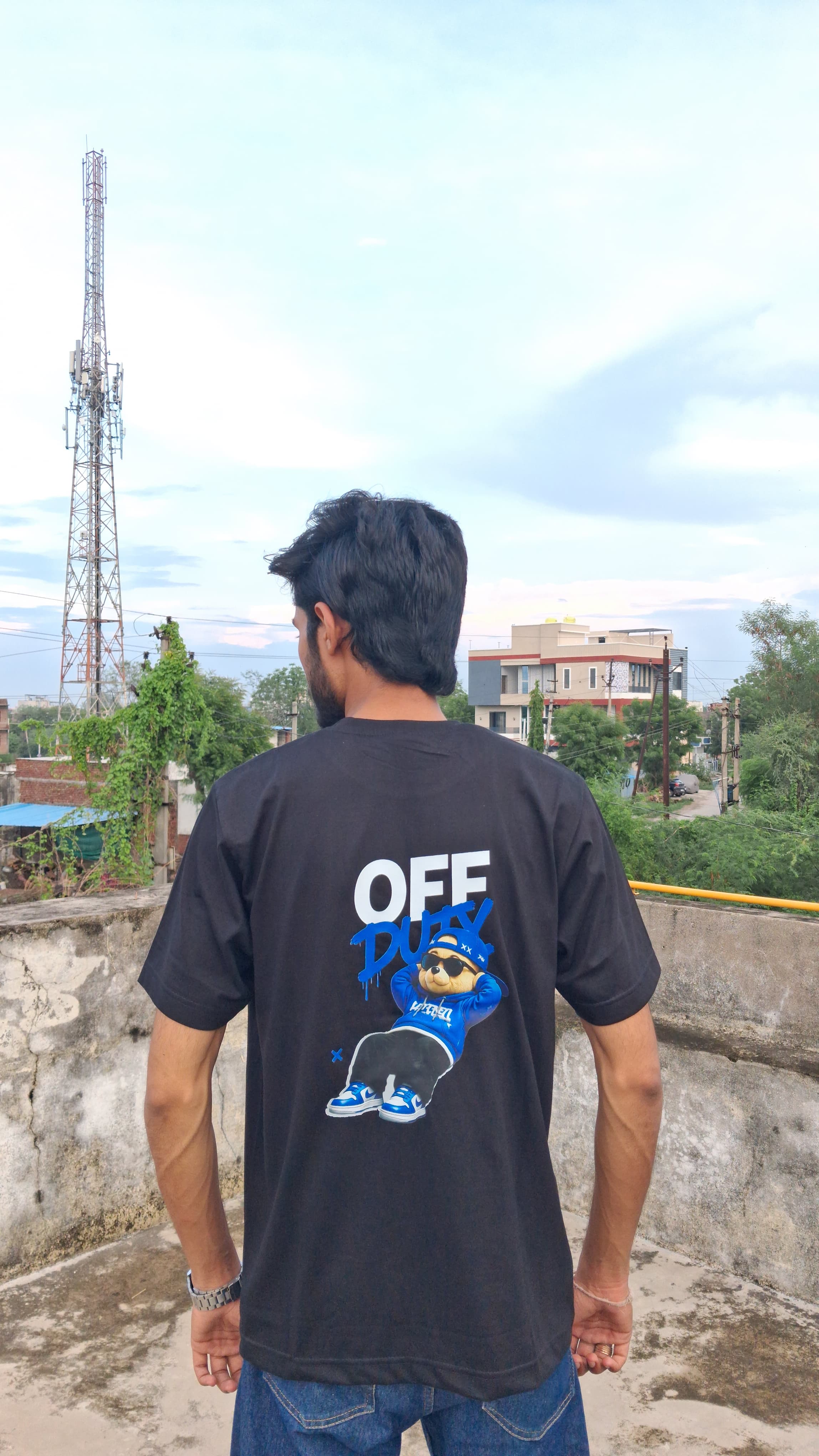 Off Duty Bear T-shirt